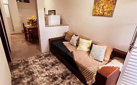Apartamento Mobiliado Dez min do Aeroporto Aeroconforto